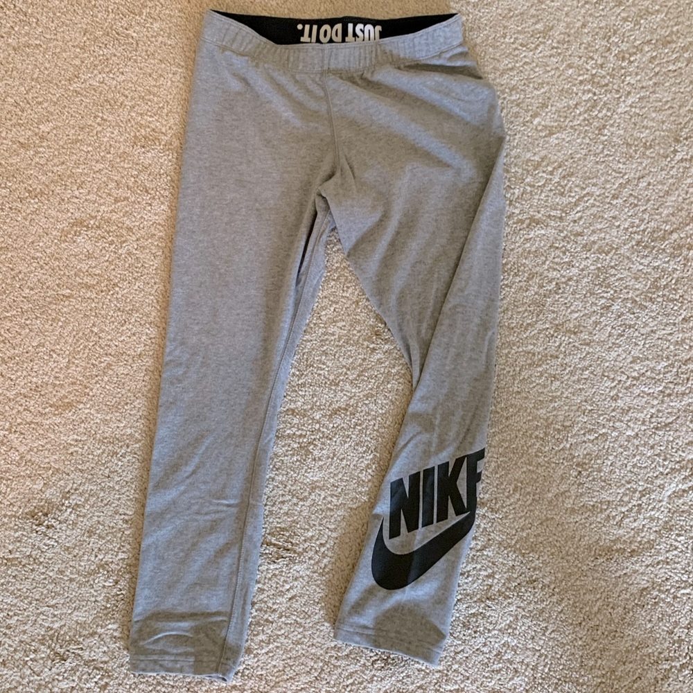 Nike leggings